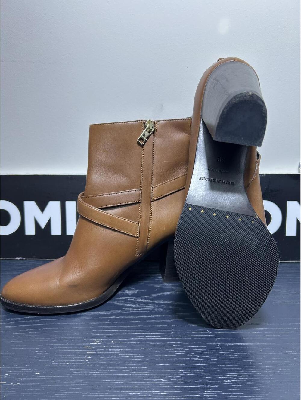 Burberry Brown Leather Bedford Boots - Made in Italy - Picture 6 of 9